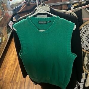 Vintage green sweater vest size large